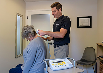 Walnut Creek Chiropractors Dr Brandon Holmes D.C. - HOLMES CHIROPRACTIC