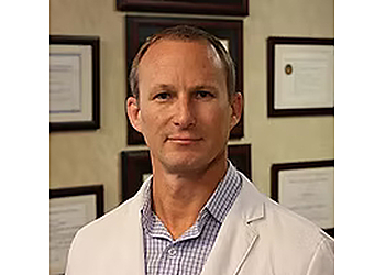 Toledo Chiropractors Dr. Brian C. Studer D.C. - GLASS CITY SPINE & REHAB 