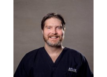 Dallas chiropractor Dr. Brown M. Hamer III, DC - ATLAS CHIROPRACTIC & WELLNESS 