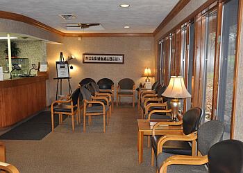 Peoria Chiropractors Dr. Chad Walker, DC - Benningfield & Associates Chiropractic Rehabilitation Center