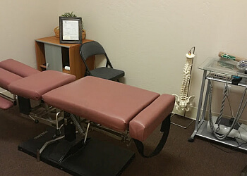 Chandler Chiropractors Dr. Christopher Komarnisky, DC - CHANDLER PAIN CLINIC