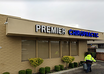 Stockton Chiropractors Dr. Christopher Schlenger, DC - PREMIER CHIROPRACTIC