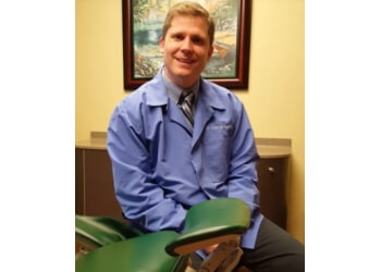 Vancouver cosmetic dentist Clinton R. Harrell, DDS