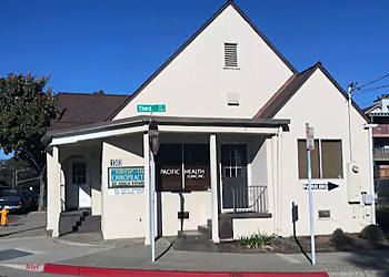 Hayward Chiropractors Dr. Daryl Berman, DC