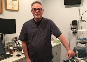 Dr. David Kaplan, OD - Family Eyecare Glendale