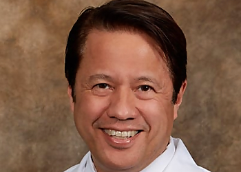 Dr. David Leonard - EASTERN VIRGINIA EAR, NOSE & THROAT SPECIALISTS Dr. David Leonard - Virginia Beach, VA Ent Doctors - Doctor Portrait Image