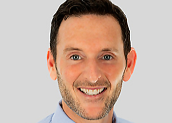 Dr. David Sylvester, DC - HARBORSIDE SPORT & SPINE Dr. David Sylvester, DC - Jersey City, NJ Chiropractors - Doctor Portrait Image