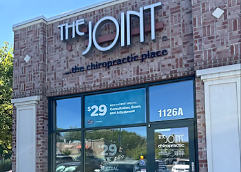 Dr. Douglas Farnsworth, DC - Salt Lake City, UT Chiropractors - Hospital Exterior Image