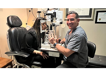 Eric Radzwill, OD - RADZWILL OPTOMETRIC ASSOCIATES - Fort Lauderdale, FL Pediatric Optometrists - Treatment Image