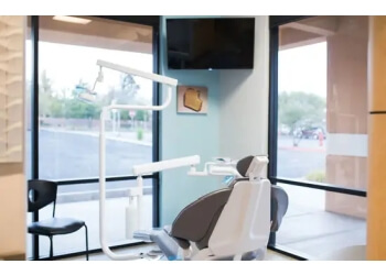 3 Best Cosmetic Dentists in Henderson, NV - Expert Recommendations