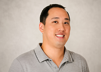 Dr. Ha-il Lee, DC, LAc, Disp OM, COF - RIVERONE HEALTH & WELLNESS Dr. Ha-il Lee, DC, LAc, Disp OM, COF - Joliet, IL Chiropractors - Doctor Portrait Image