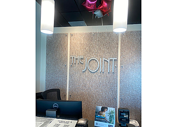 Pompano Beach Chiropractors Dr. Jamie Schneck, DC - THE JOINT CHIROPRACTIC