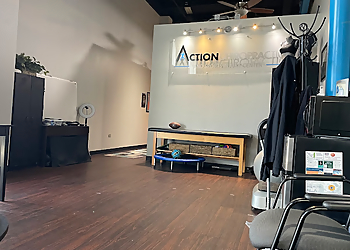 Dr. Jason Durnas, DC, DACBSP - Naperville, IL Chiropractors - Clinic Interior Image