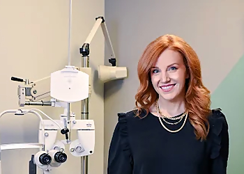 Dr. Jennifer Burke - EYEDIOLOGY VISION CARE - Las Vegas, NV Pediatric Optometrists - Doctor Portrait Image