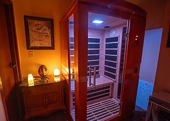 Dr. Jonathan F. Hryb, DC - New Haven, CT Chiropractors - Hospital Interior Image