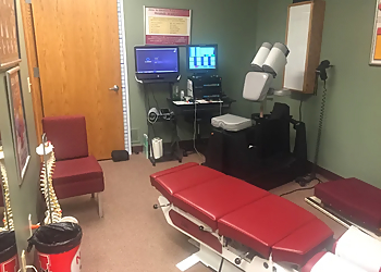 Lincoln Chiropractors Dr. Justin M. Steinhauser, DC - CHIROPRACTIC USA