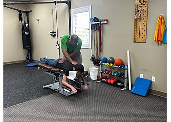 Clarksville Chiropractors Dr. Kenneth Gilman, DC - CLARKSVILLE CHIROPRACTIC CENTER