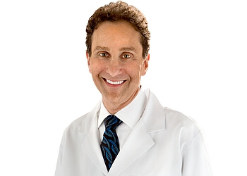 Tampa eye doctor Lewis Groden, MD - LasikPlus
