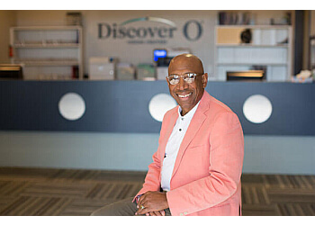Dr. Lloyd T. Dixon, OD - DISCOVER VISION CENTERS