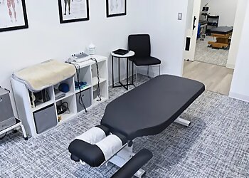 Washington Chiropractors Dr. Manuel Compas - COMPAS CHIROPRACTIC REHAB STUDIO