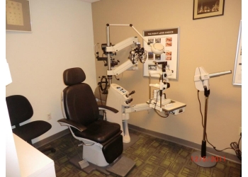 3 Best Eye Doctors in St Louis, MO - Expert Recommendations