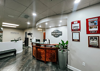 Dr. Michael Putman DC, CFMP, CPN, CERG - Roseville, CA Chiropractors - Hospital Interior Image