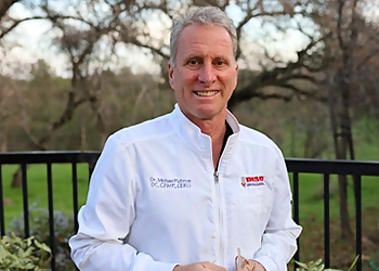 Dr. Michael Putman DC, CFMP, CPN, CERG - Roseville, CA Chiropractors - Doctor Portrait Image
