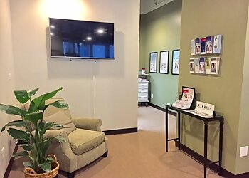 Chicago Audiologists Dr. Mojgan Aslani, AuD - CHICAGO HEARING CARE