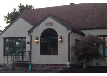 Buffalo Chiropractors Dr. Nick Hirschfelt, DC - GARDEN OF HEALTH FAMILY CHIROPRACTIC