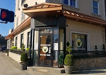 Newark Chiropractors Dr. Paulo J. Pereira, DC - VIDA CHIROPRACTIC