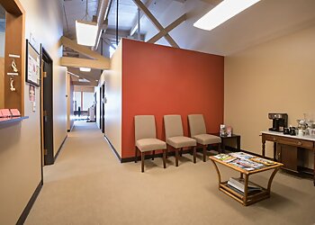 Portland Chiropractors Dr. Peter Wilkes, DC - LAURELHURST CHIROPRACTIC