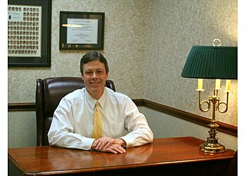 Akron Chiropractors Dr. R.S. McMillen, DC - MCMILLEN CHIROPRACTIC & REHABILITATION CENTER