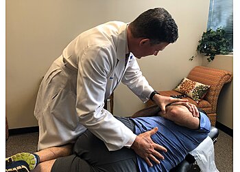 Pasadena Chiropractors Dr. Robert Barton, DC - PEAK PERFORMANCE SPINE & SPORTS MEDICINE CLINIC