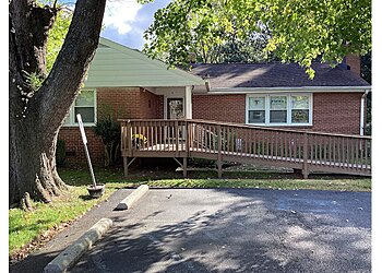 Hampton Chiropractors Dr. Robert J. Egan, DC - EGAN FAMILY CHIROPRACTIC