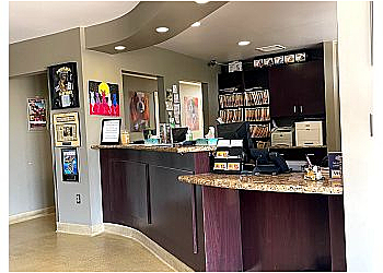 Simi Valley Veterinary Clinics Dr. Ron's Animal Hospital & Emergency Veterinarian