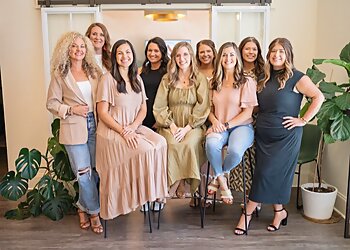 Knoxville Chiropractors Dr. Sara Nelson, DC - FREEDOM CHIROPRACTIC