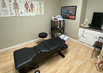 Elgin Chiropractors Dr. Seung Hyun Jung, DC - TRUSTHOPE WELLNESS CARE
