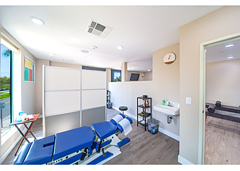 Burbank Chiropractors Dr. Shahen Simian, DC - ALLIED PAIN AND WELLNESS