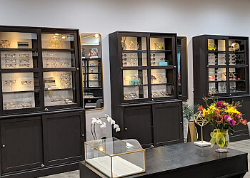 Costa Mesa Eye Doctors Thai Tran, OD - ATLAS OPTOMETRY COSTA MESA