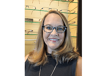 Dr. Tiffany Uelner, OD - Visions Optique and Eyecare 