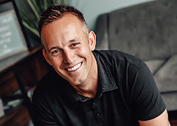 Davenport Chiropractors Dr. Travis Howell D.C - HOWELL CHIROPRACTIC