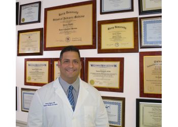 3 Best Podiatrists In Hialeah, FL - ThreeBestRated