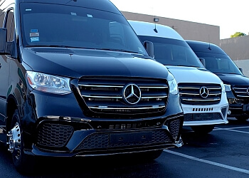 DreamRide Luxury Transportation & Yacht Charters Fort Lauderdale Limo Service