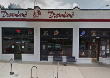 3 Best Barbecue Restaurants In Birmingham Al Threebestrated Dreamland Bar B Que