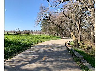 Roseville Hiking Trails Dry Creek Community Park