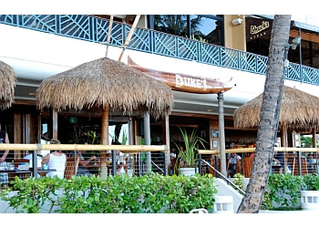 3 Best Seafood Restaurants In Honolulu Hi Threebestrated Duke S Waikiki