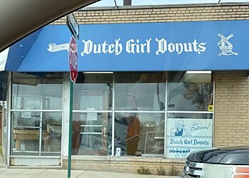 Detroit Donut Shops Dutch Girl Donuts