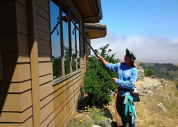 Dutch Window Cleaning Artist - Santa Maria, CA Window Cleaners - Team Working Image