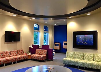 Naperville Orthodontists Dwight Frey, DDS - FREY ORTHODONTICS