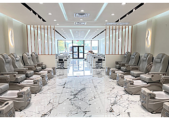 EMM Nails & Spa - Port St Lucie, FL Nail Salons - Salon Interior Image